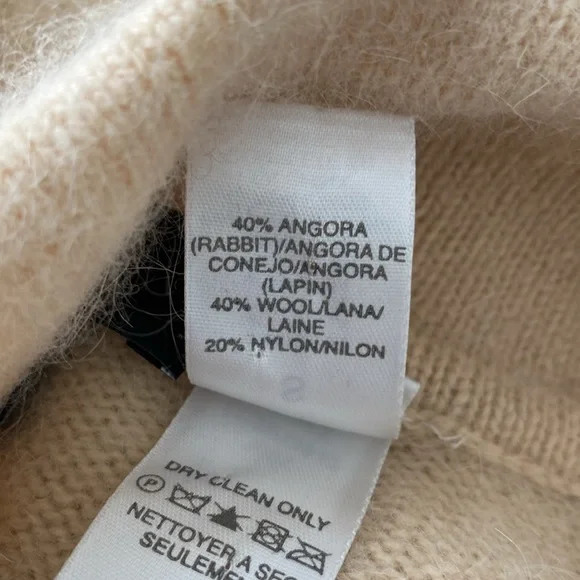 In excellent condition Theory size S/P Angora wool blend top, very soft - Picture 10 of 11